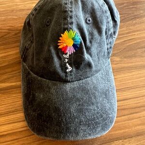 Aldeal Black Cap with Vibrant Embroidery